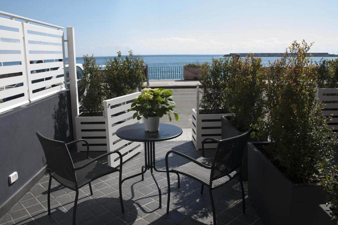 Ag Luxury Rooms Giardini Naxos Exterior photo