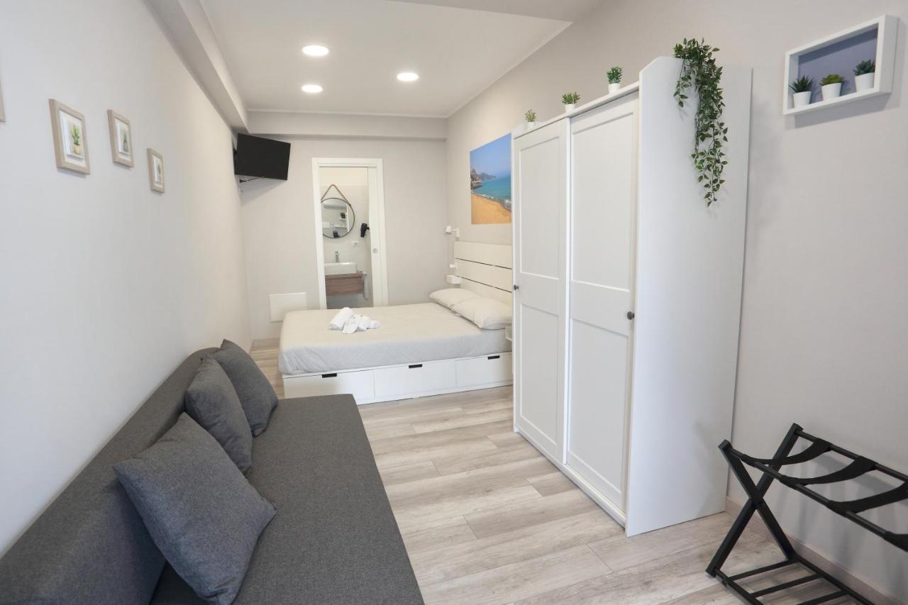 Ag Luxury Rooms Giardini Naxos Exterior photo