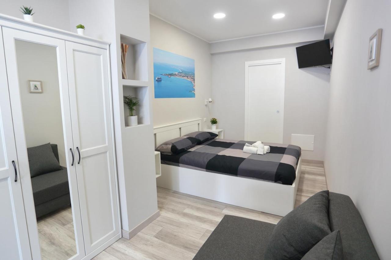 Ag Luxury Rooms Giardini Naxos Exterior photo